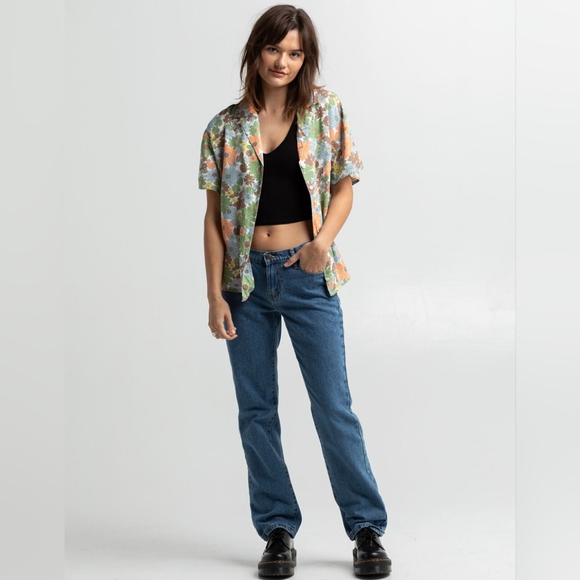 🌸 RSQ Floral Oversized Women's Camp Shirt - Size XXL 🌸 - Picture 2 of 13